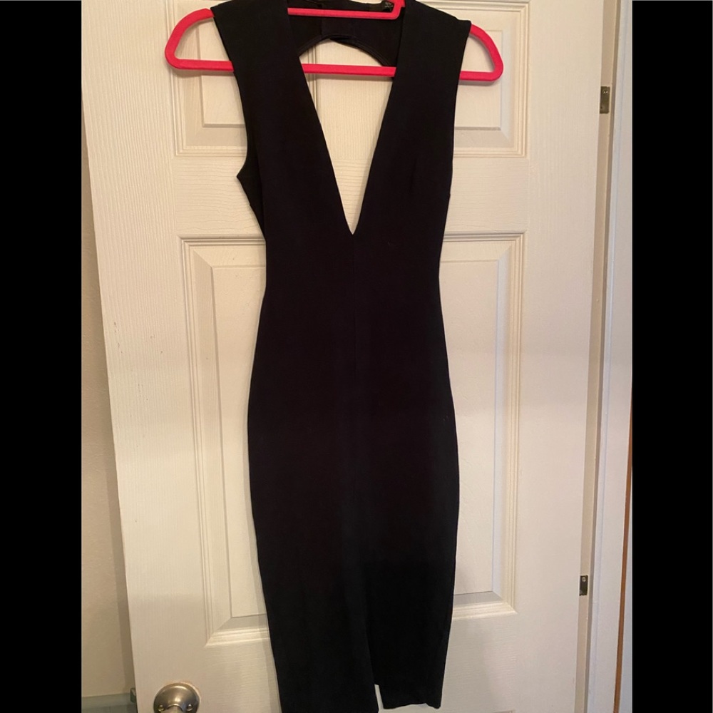 V neck dress comes to your knees